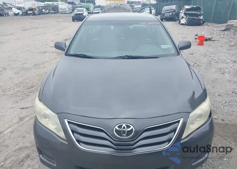 2011 Toyota Camry Le z USA, uszkodzony, nr VIN 4T4BF3EK0BR102446